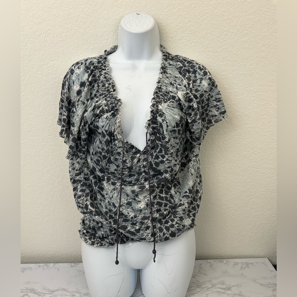 Sauci peasant Blouse Women’s L Top Front Tie Short Sleeve Leopard Cheetah​